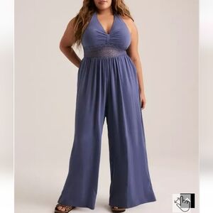 🆕️🦋 1X TORRID FESTI BLUE HALTER JUMPSUIT WITH WIDE LEGS & LACE DETAIL🦋